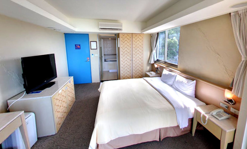 Blue Ocean Hotel Keelung Buitenkant foto