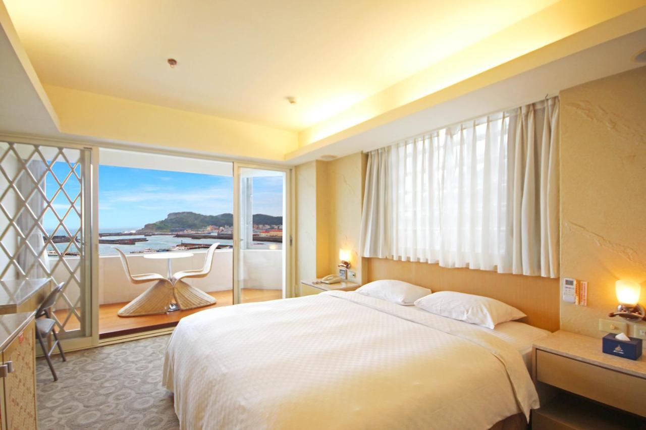 Blue Ocean Hotel Keelung Buitenkant foto